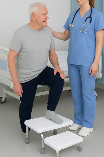 Escabel Clinico 2 Peldaños Antideslizante Equipo Medico
